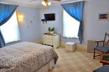 Island Home Bed And Breakfast Summerside Bagian luar foto