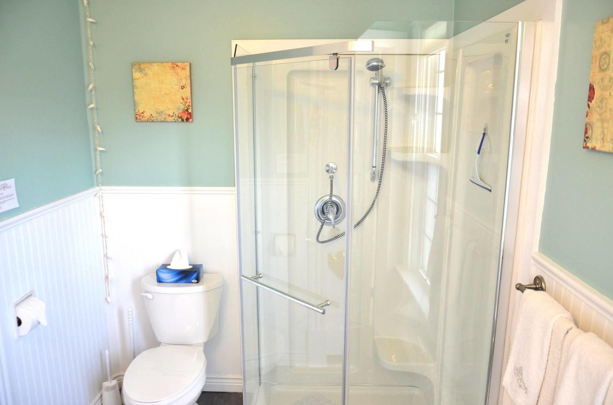 Island Home Bed And Breakfast Summerside Bagian luar foto