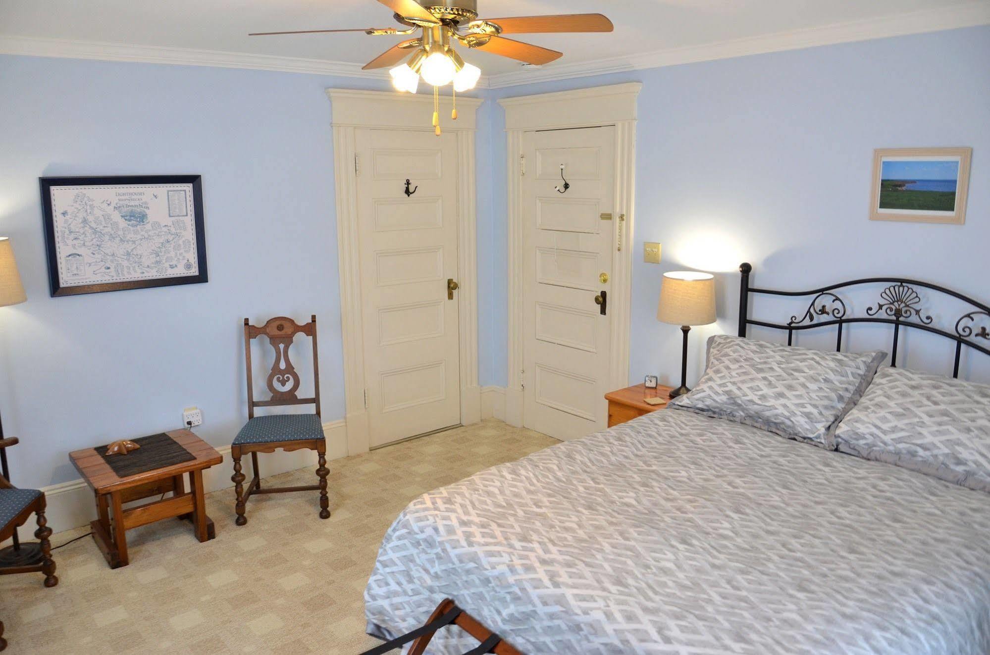 Island Home Bed And Breakfast Summerside Bagian luar foto